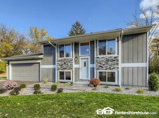 112011 Faber Ln, Chaska, MN 55318