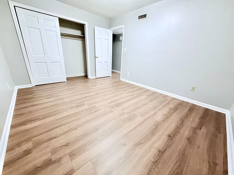 3328 Pinewood Ave — Photo 21