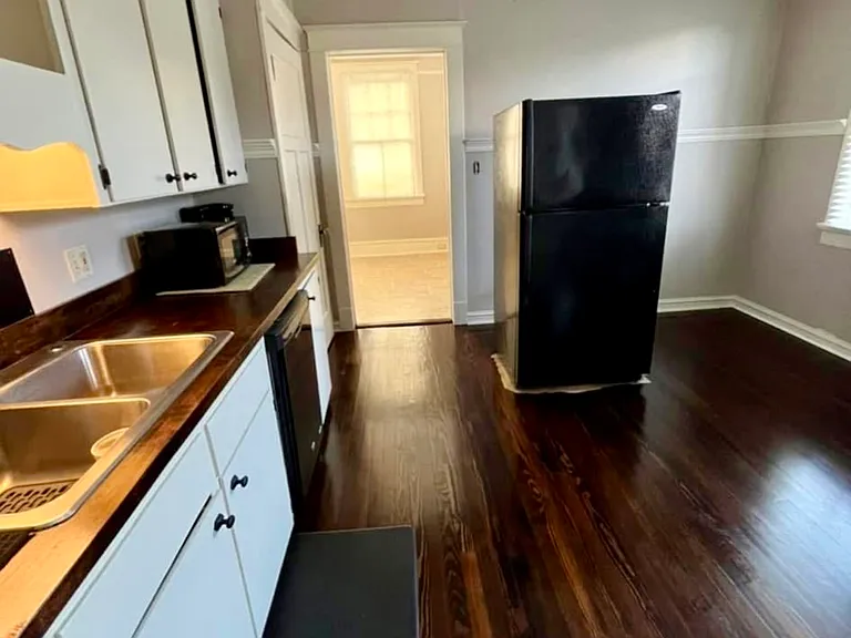 210 Jefferson Ave — Photo 22