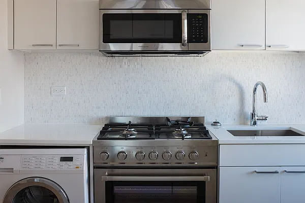 Rented by Citi Habitats | media 22