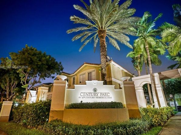 8970 W Flagler St APT 206