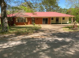 221 8th St NE, Red Bay, AL 35582
