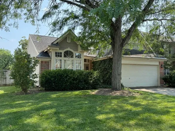2348 Polo Park Dr, Dayton, OH 45439