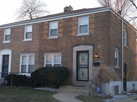 3rd image of 9707 S Hoxie Ave