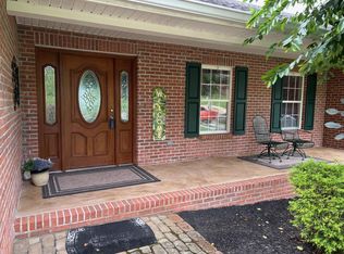 132 Skyline Dr, Dandridge, TN 37725