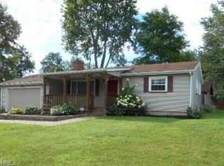 2909 Heather Ln NW, Warren, OH