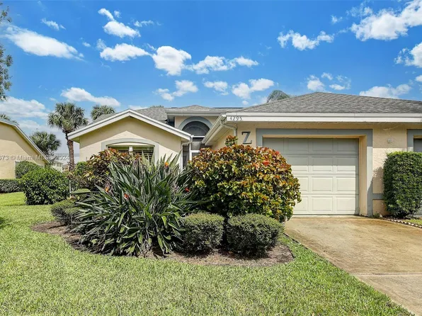 4295 SE Brittney Cir, Port Saint Lucie, FL 34952