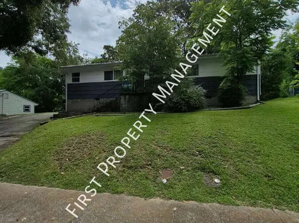 424 Booth Rd, Chattanooga, TN 37411