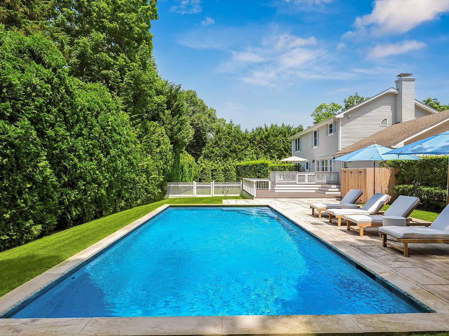 Charming Sag Harbor Village Colonial — Photo 1