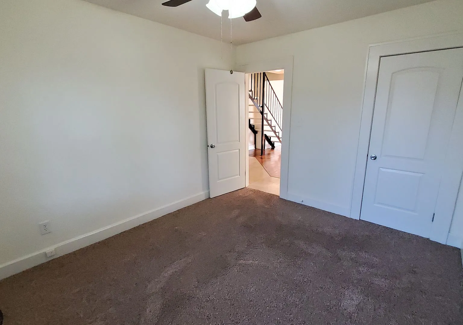 1309 W I-40 — Photo 4