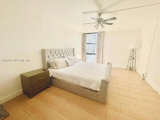 Bravura I Condo — Photo 3