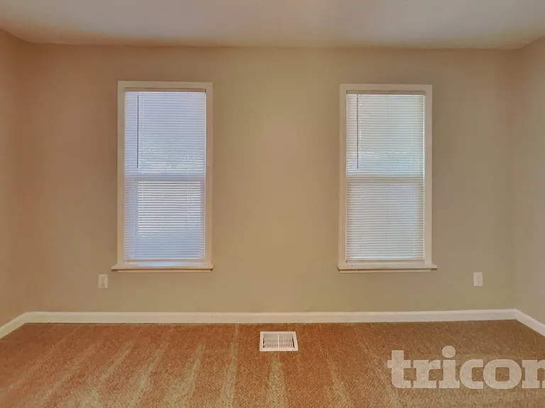 4205 Traders Dock Ct — Photo 9