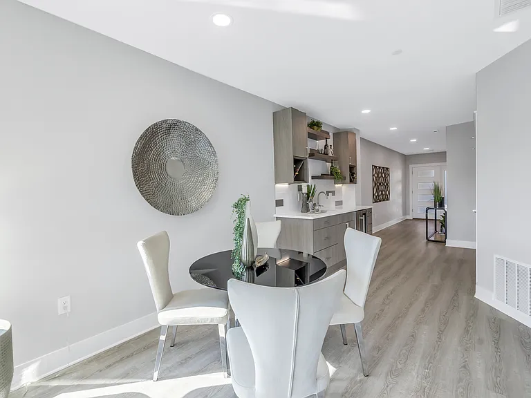 12400 Capri Cir N #A — Photo 16