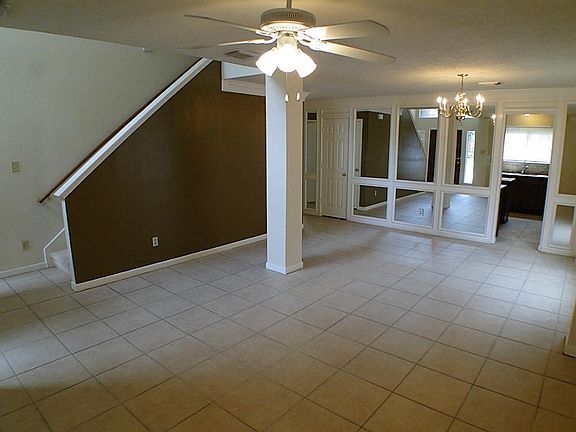2nd image of 3726 Windlewood Dr