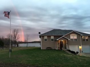 9815 Lakeview Dr, Eugene, MO 65032