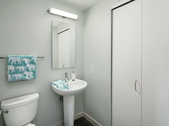 5th image of 2101 Market St Unit 1501