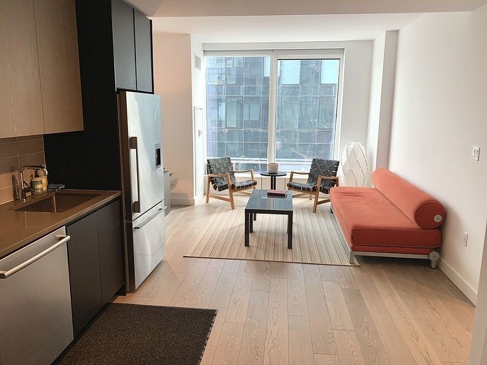 1st image of 420 Kent Ave #A809