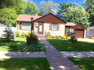 908 3rd St N, Princeton, MN 55371