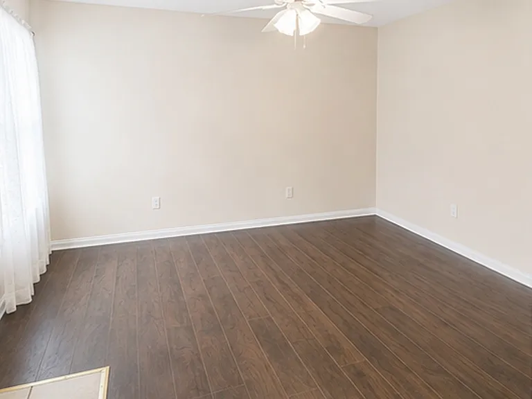 924 W Main St #1 — Photo 3