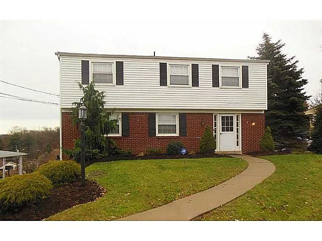 156 Cypress Hill Dr photo 1