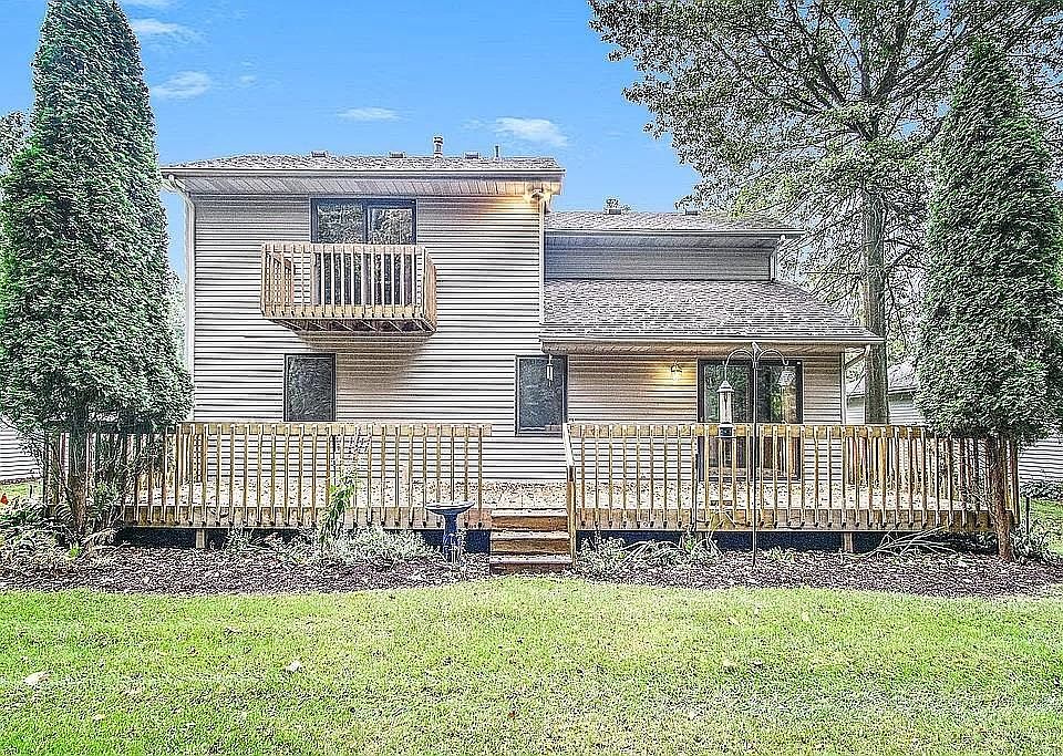 1945 Creekwood Dr, South Bend, IN 46635 Zillow