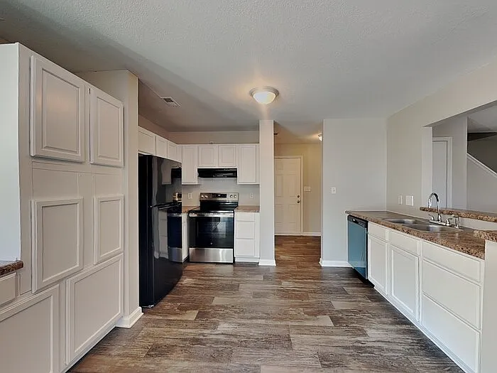 2873 Signal Ct SW — Photo 5