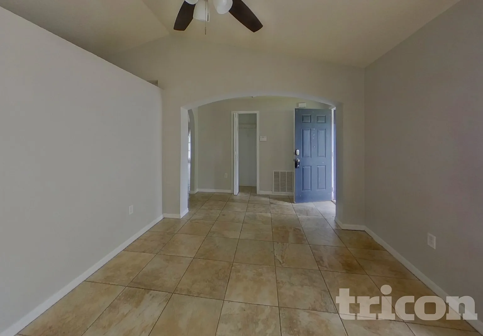 400 Cocoa Court Kissimmee FL — Photo 2