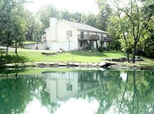 435 Lake Paradise Rd, Oak Grove, MO 64075