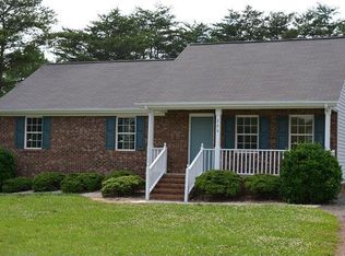 200 Wimbish Rd, Eden, NC 27288