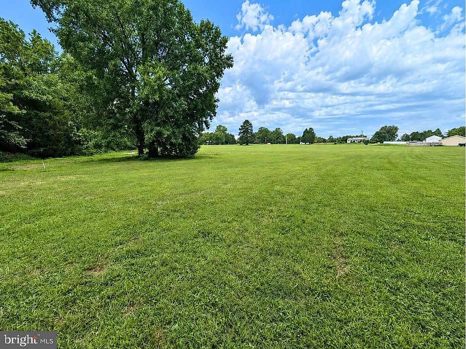 1st image of 23253 Maddox Rd