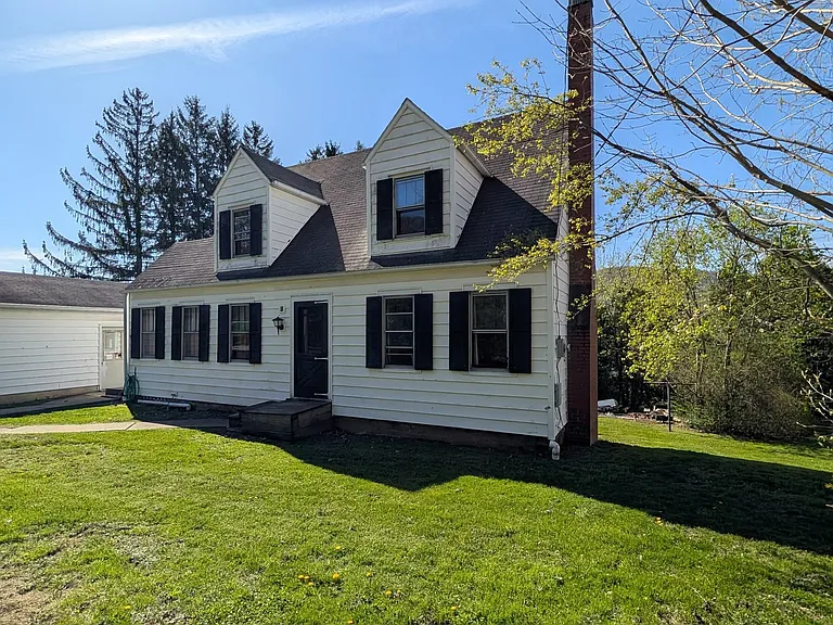 405 W Green St — Photo 1