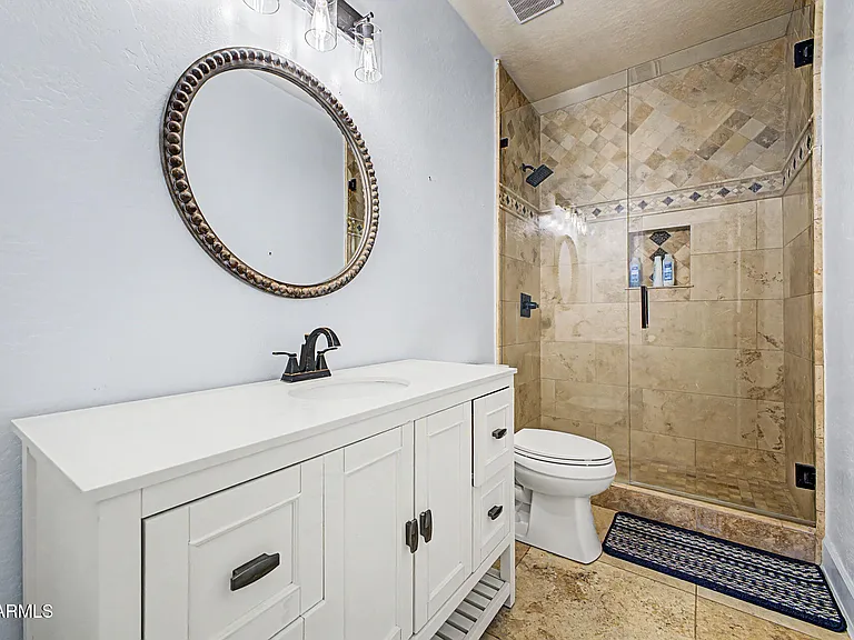 29601 W Columbus Ave — Photo 16