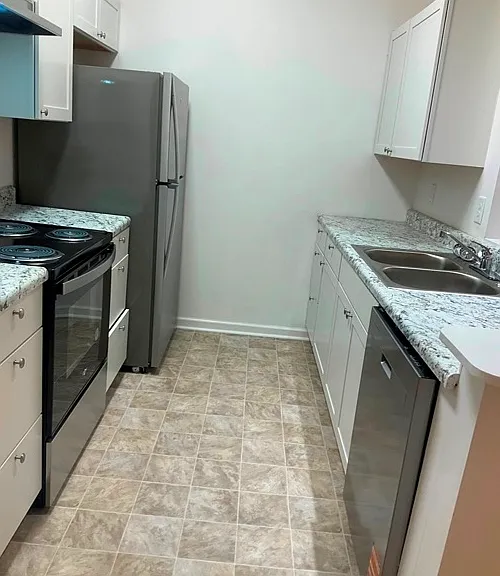126 Village Ct — Photo 5