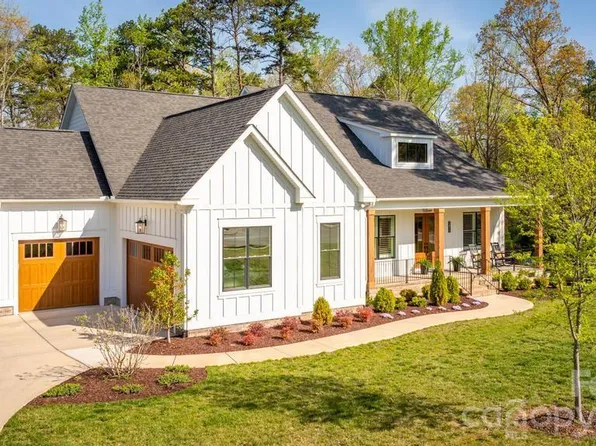 2411 Callaghan Ct, Landis, NC 28088