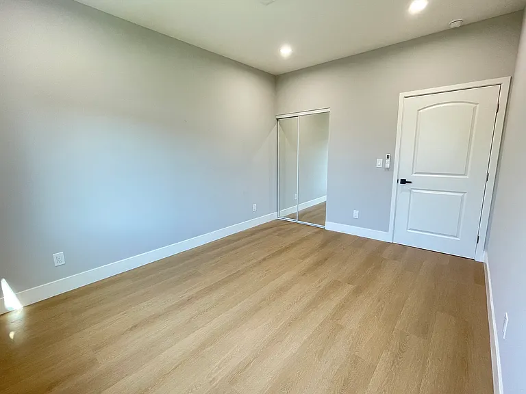 1894 Wesley Ct #2 — Photo 5