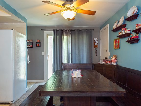 5th image of 6431 Luton Ct