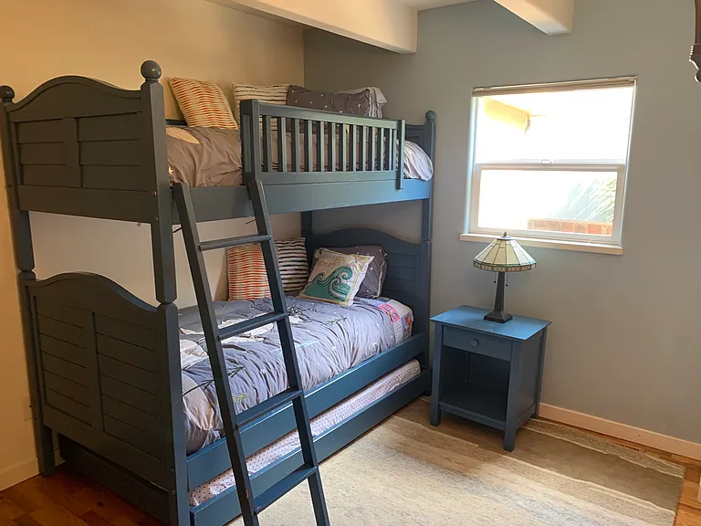 513 Seacliff Dr — Photo 15