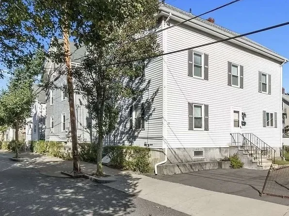 17 Union St, Peabody, MA 01960