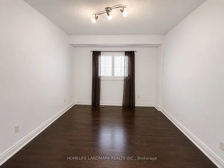 19 Arvida Dr — Photo 11