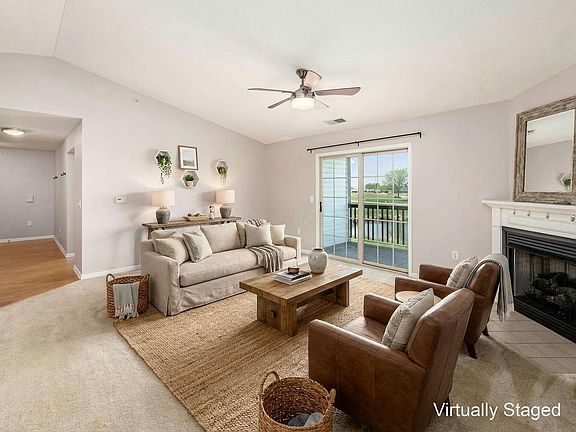 3rd image of 705 Hidden Springs Dr