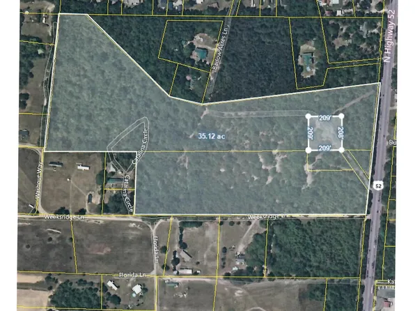 319 Old Tiverton Plantation Ave, Moncks Corner, SC 29461