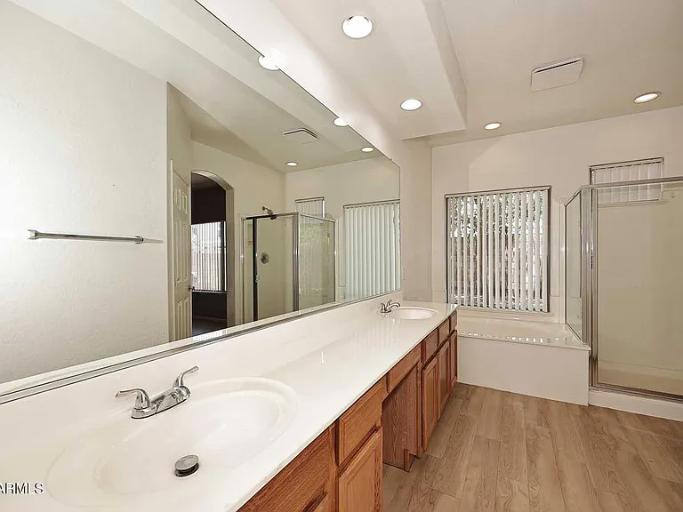 17430 W Yavapai St — Photo 31
