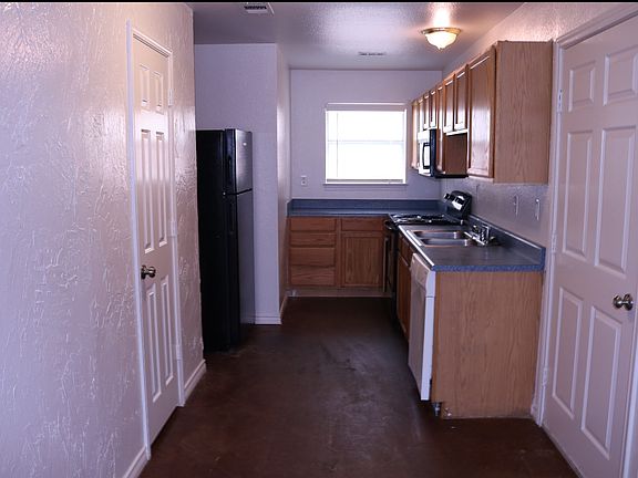 5th image of 8117 Richard St