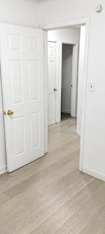 1 bed, 1.0 bath, $1,100 — Photo 2