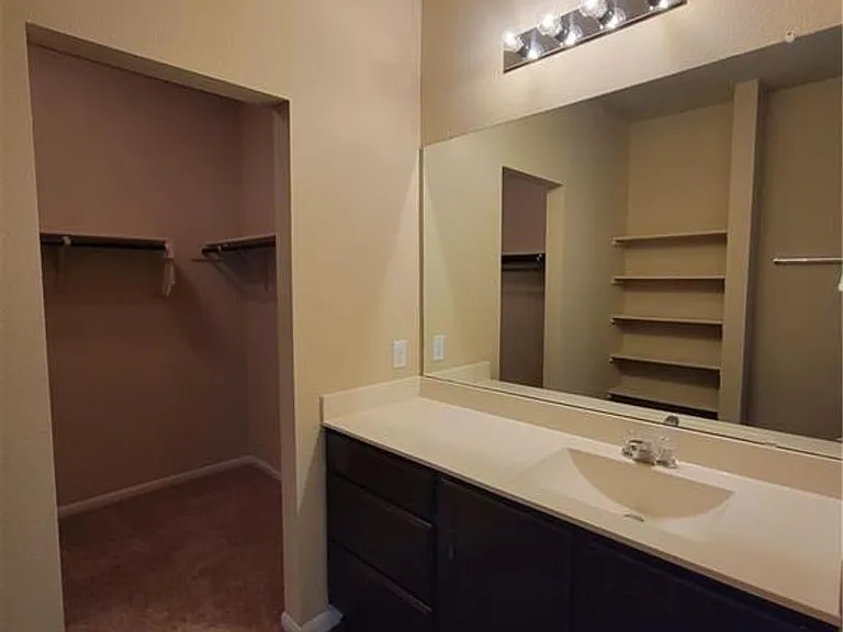 408 Luna Vista Dr — Photo 8