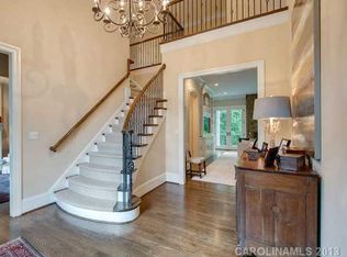 1000 Sedgewood Place Ct, Charlotte, NC 28211