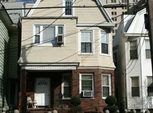 226 Summit Ave, Jersey City, NJ 07304