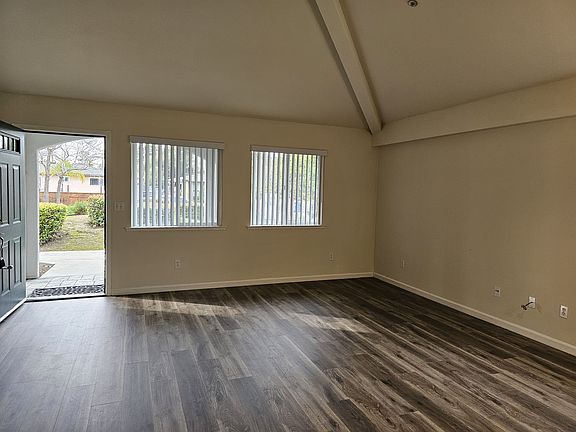 4th image of 2220 Chanticleer Ave APT 1