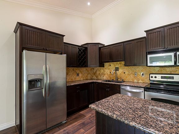 3rd image of 818 Camino Real Unit 206