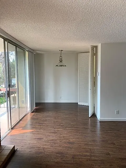 2 bed, 1200 sqft, $3,395 — Photo 3